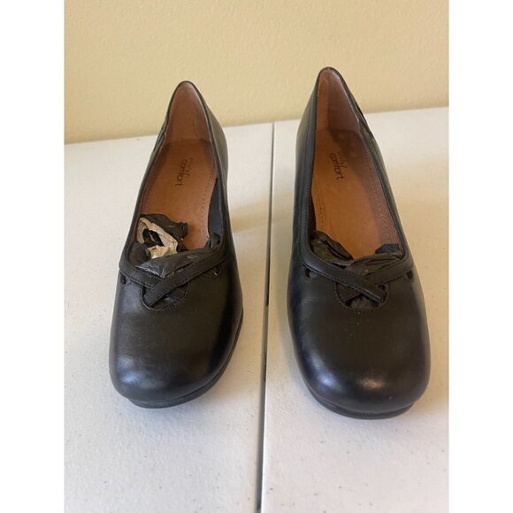 Strictly Comfort Womens Classic Pump Shoes Black Block Heels Leather 7 M - Picture 1 of 15